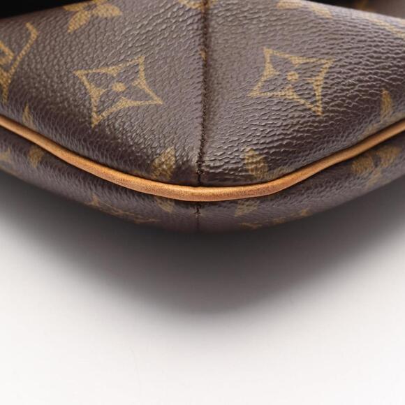 LOUIS VUITTON Brown Monogram Leather Shoulder Bag - Picture 9 of 13